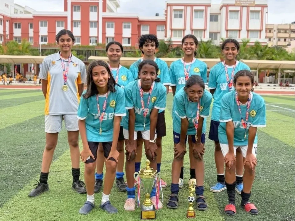 Champions on Court Achievements at Basketball Tournament 21 09